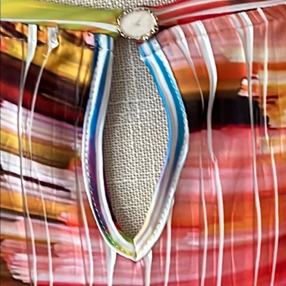 Lemongrass Multicolor “Wave”Abstract Keyhole Back Faux Agste Button NWOT SZ M - Picture 6 of 6